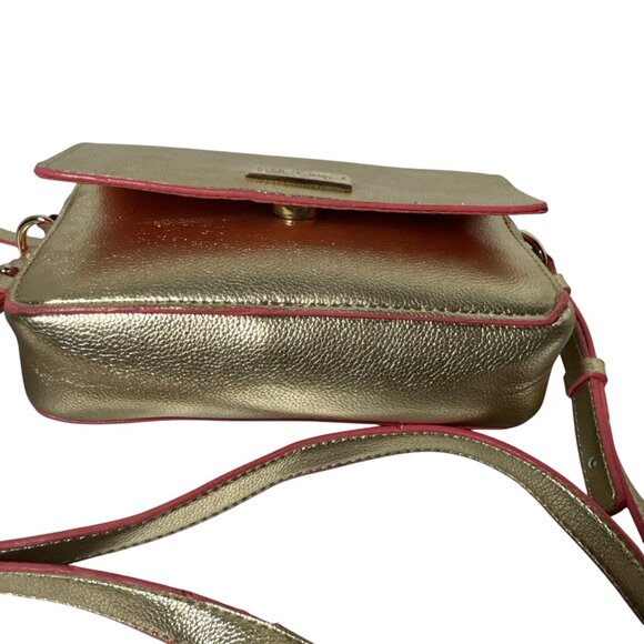 Lilly Pulitzer Metallic Gold Crossbody Bag With Pink Trim - Picture 4 of 16